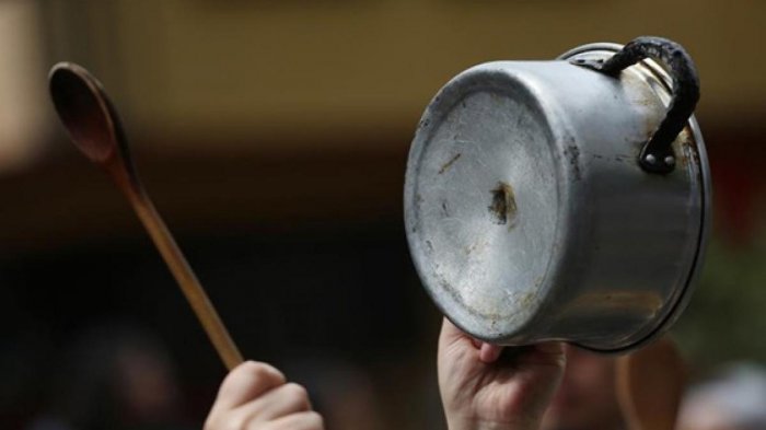 Noche de manifestaciones: Protestas y cacerolazos se llevaron a cabo en varios puntos del país