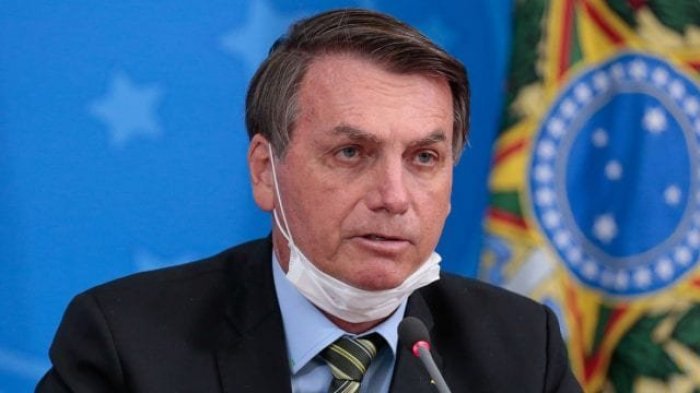 Presidente Jair Bolsonaro da positivo en examen de coronavirus