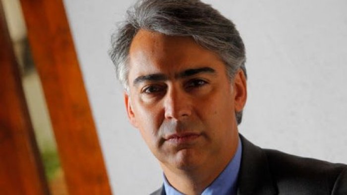 Marco Enríquez-Ominami por renovación a aviones F16: 