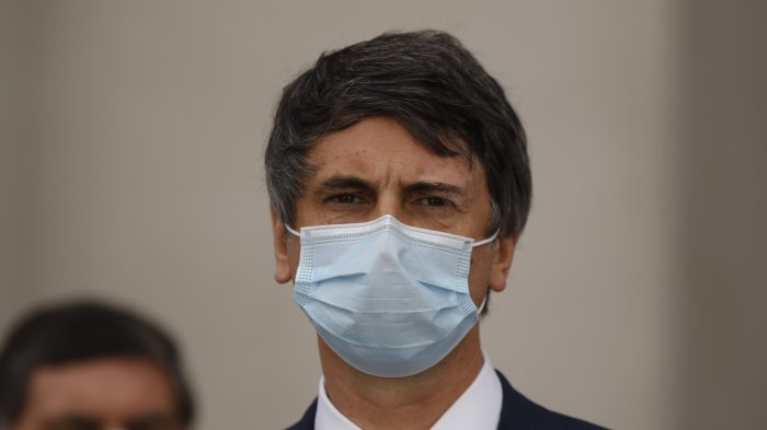 Ministro Couve sobre vacuna contra covid-19: 