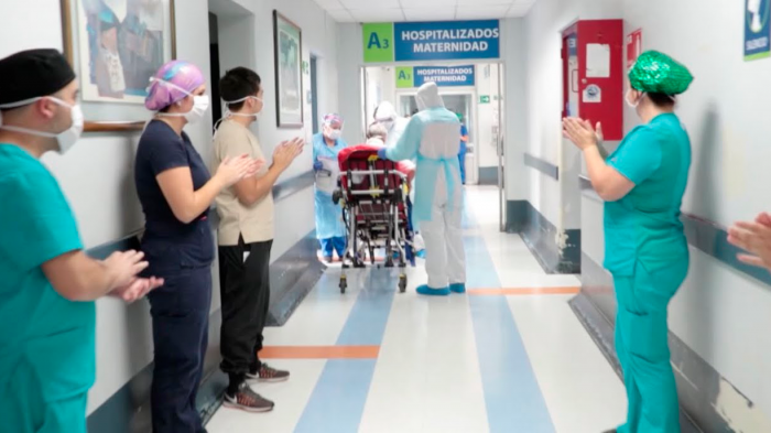 Así trabaja la primera línea de la salud: ¿Cómo se vive la pandemia en los hospitales?