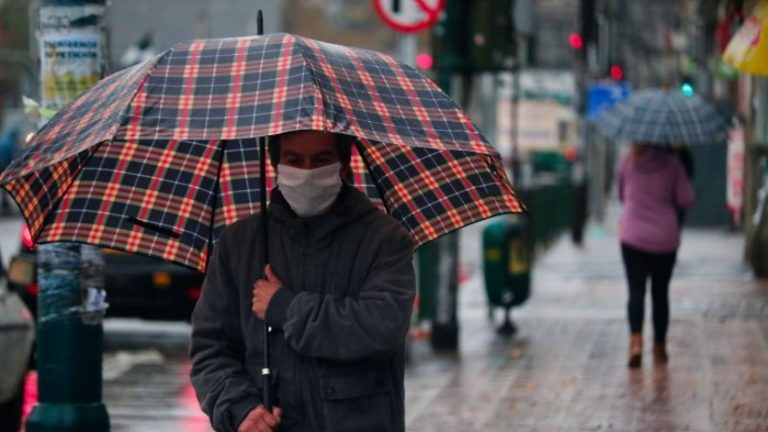 ¿Serán tan intensas como las del lunes? Vuelven las lluvias a la zona central del país