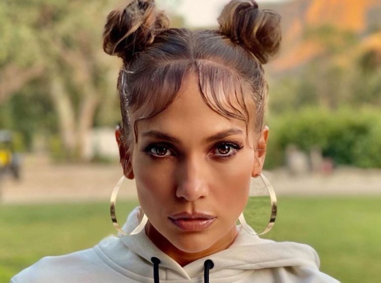 “Morning face”: JLo se llena de elogios tras publicar foto sin maquillaje
