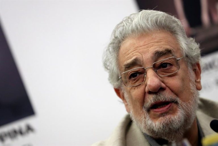 Plácido Domingo niega acusaciones y asegura que no es 