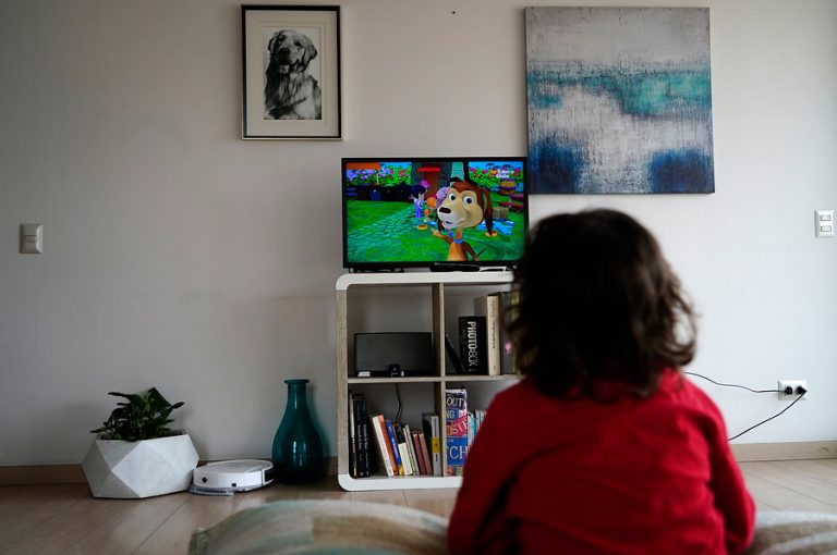 ¿Mi hijo volvió a ser guagua? Regresión, el efecto del confinamiento en los más pequeños