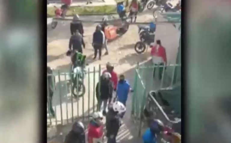 Repartidores de delivery intentaron recuperar una moto robada, pero todo terminó en una balacera