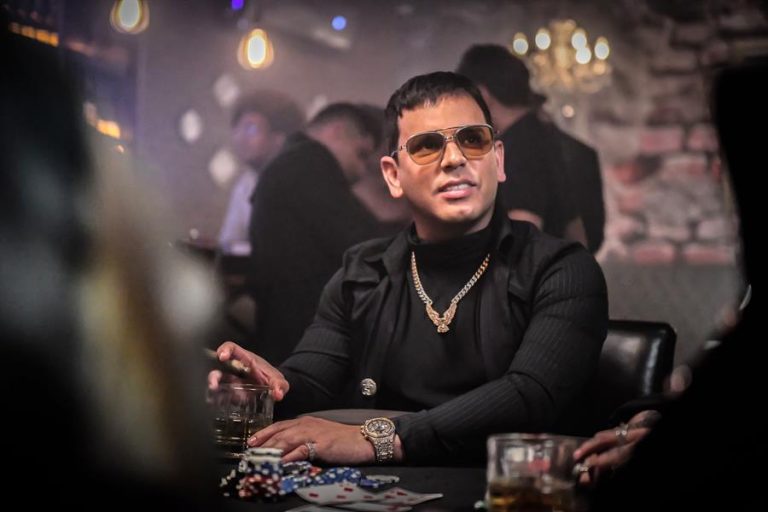 Detienen a Tito El Bambino por conducir una cuatrimoto en la calle: Arriesga una multa de hasta 5 mil dólares