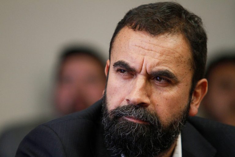 Hugo Gutiérrez es denunciado ante la Fiscalía de Iquique tras altercado con efectivos de la Armada