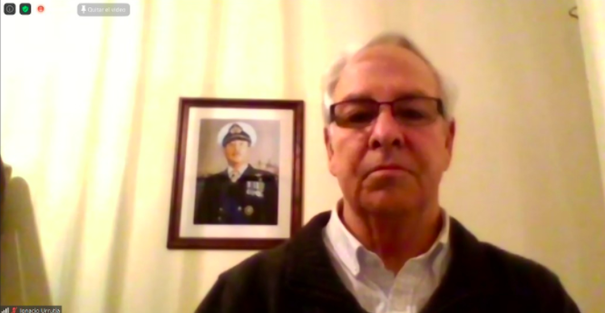 Diputado Urrutia tras polémica con cuadros de Pinochet y Merino: 