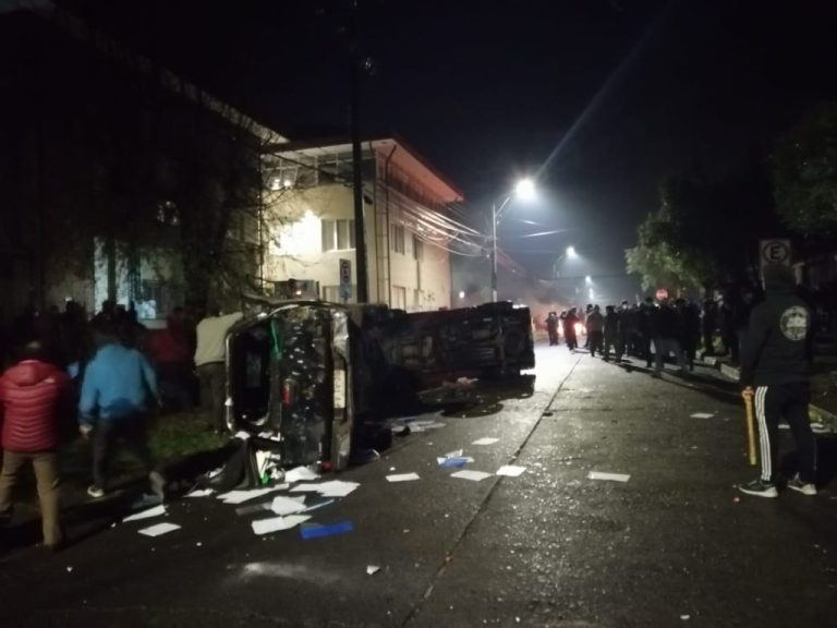 Declaran admisible querella contra Carabineros por participación de civiles en desalojo del municipio de Curacautín