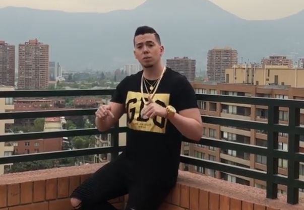 Video muestra a Nano Calderón sacándose una selfie en el ascensor tras agredir a su padre: Su ropa tenía sangre