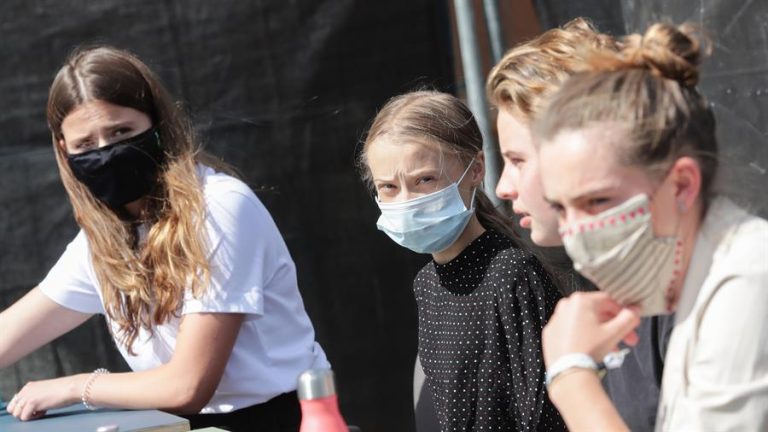 Greta Thunberg pide a líderes mundiales tratar el cambio climático como una crisis