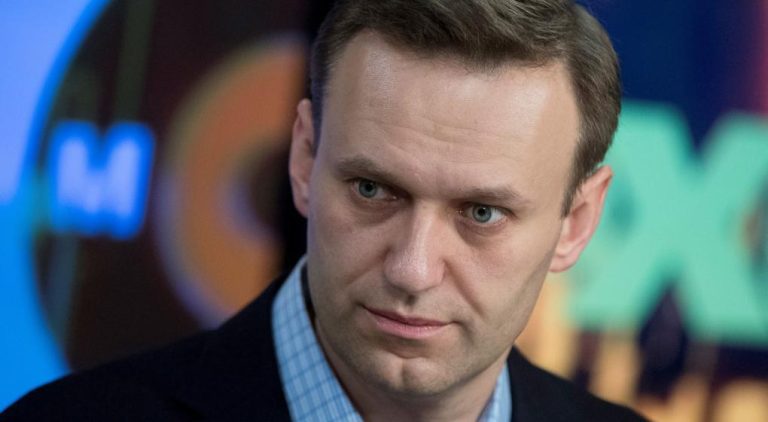No encuentran veneno en el organismo del opositor ruso Alexei Navalny, informó hospital de Omsk