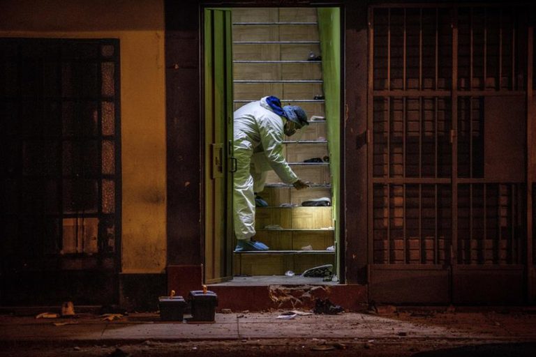 Estampida en Perú: 11 de los 13 muertos en fiesta clandestina tenían coronavirus