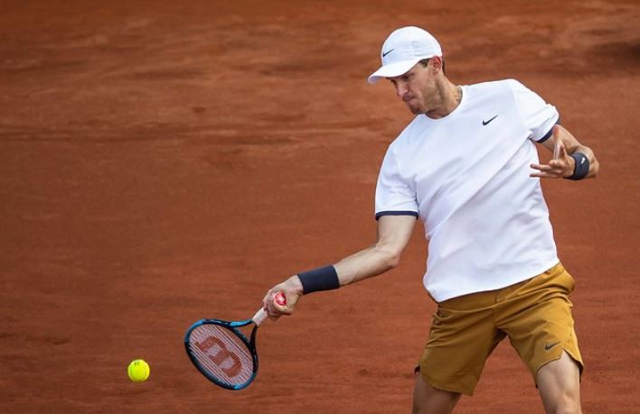 Duro golpe para Nico Jarry: Apareció en el puesto 976 del ranking ATP