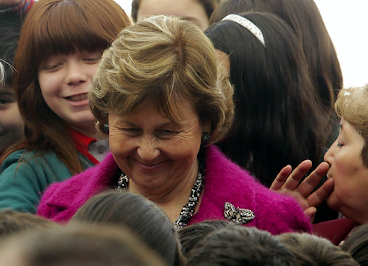 Ex ministra de Educación Mónica Jiménez murió a los 79 años