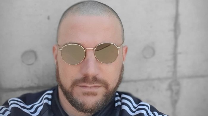 A dormir: Julián Elfenbein y su hija menor explotaron de ternura redes sociales con foto abrazados