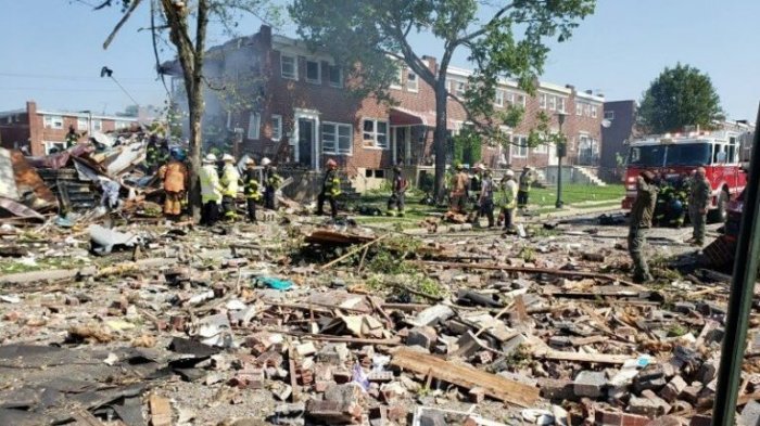 Gran explosión destruye tres viviendas en Baltimore: Reportan un muerto y varios heridos graves