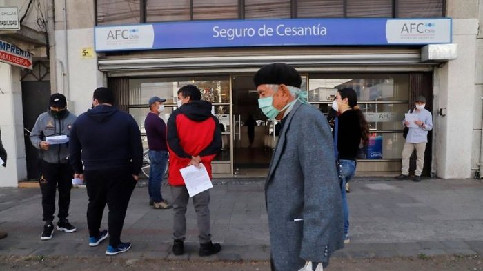 Desempleo llegó al 12,2% según el INE: Cifra histórica y la más alta de la última década