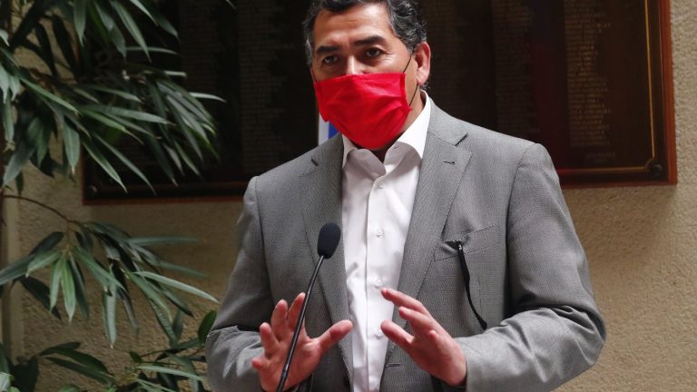 Diputado Soto (PS) emplaza al ministro Larraín para presentar reglamento de Ley de Libertades Condicionales