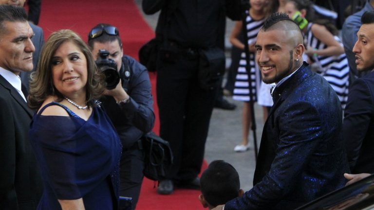 Mamá de Vidal sufre millonario robo en su domicilio: Especies sustraídas están avaluadas en $100 millones