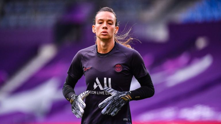 No bastó con Tiane Endler: PSG cayó ante Lyon y se despidió de la Champions