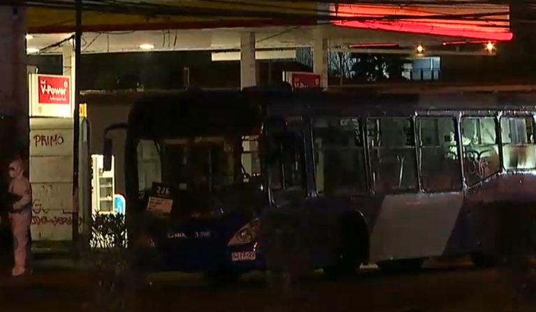 Fiscalía descarta explosivos en bus de San Miguel: Se trató de un artefacto incendiario