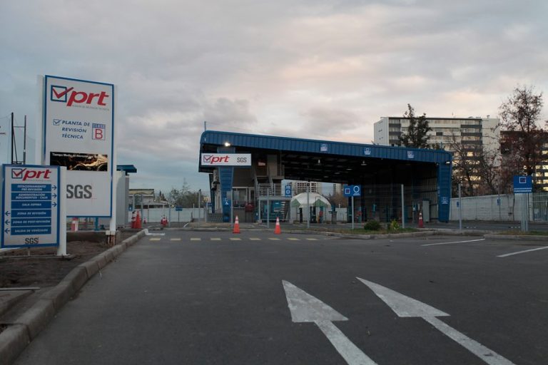 Plantas de Revisión Técnica abren este lunes: Plazos, horarios y cómo pedir el permiso