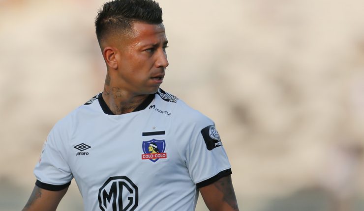 Enojo en redes sociales por titularidad de Leo Valencia en el Superclásico: 