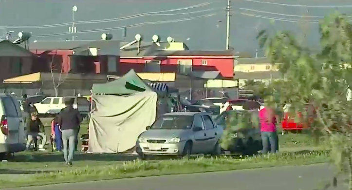 Descubren fonda clandestina en Puente Alto: Vendían hasta hilo curado