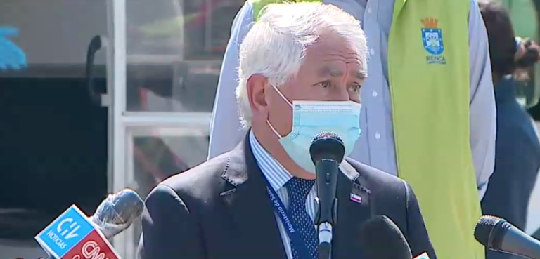 Paris y acusación contra Mañalich: 