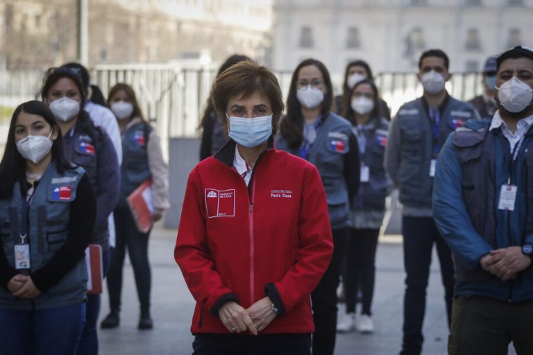 Paula Daza fiscalizó restaurantes en La Reina: 