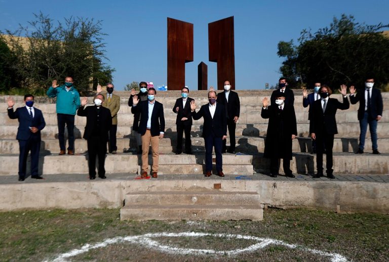 Anuncian protocolo sanitario para cultos religiosos para comunas desde Fase 2