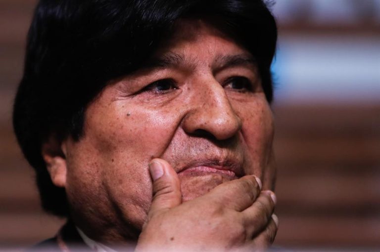 Eventual retorno de Evo Morales remece el escenario electoral de Bolivia