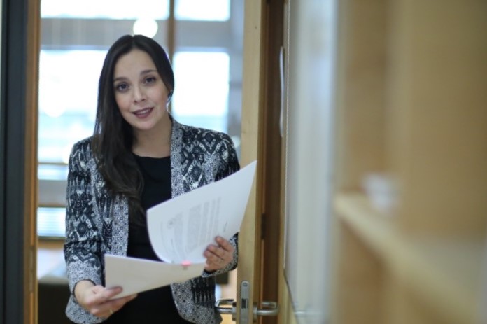 Jennifer Rojas fue nombrada intendenta de Magallanes tras renuncia de José Fernández