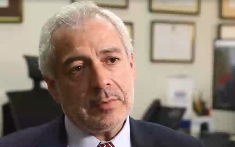 Raúl Guzmán será formalizado por infringir medidas sanitarias tras almuerzo en restaurante durante cuarentena