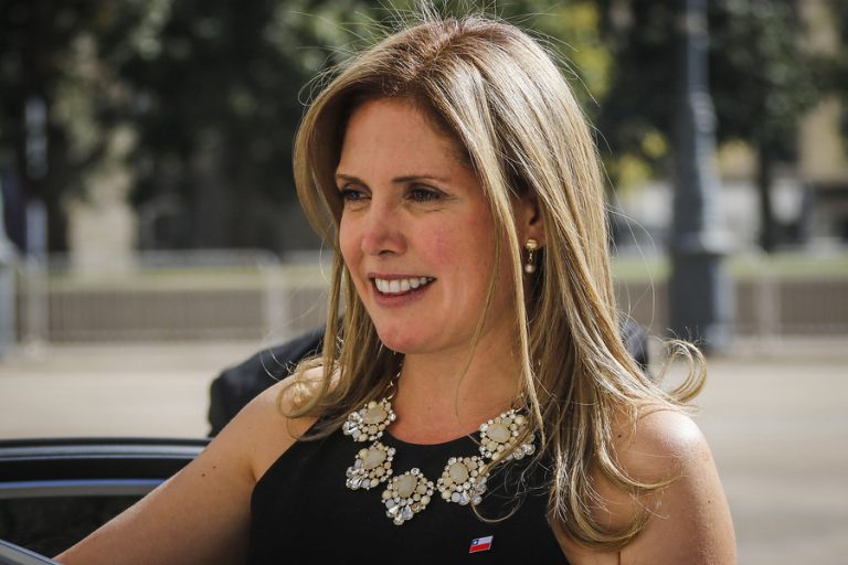 Macarena Santelices no llama dictadura al régimen de Pinochet: 