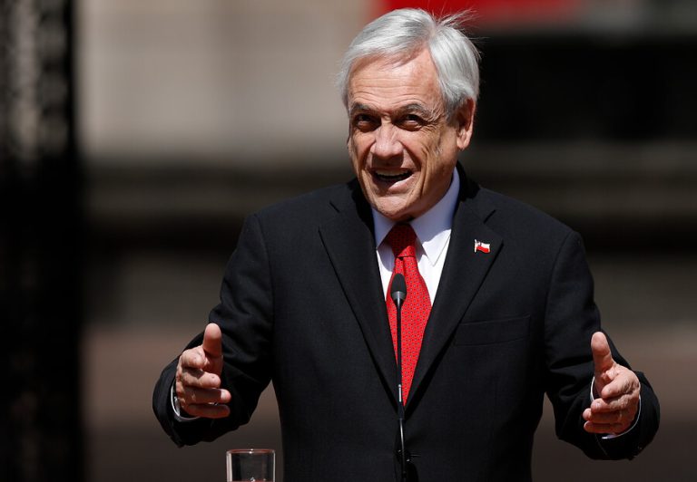 Acuerdos para conseguir vacuna contra el COVID-19: ¿Quiénes recibirán las primeras dosis?