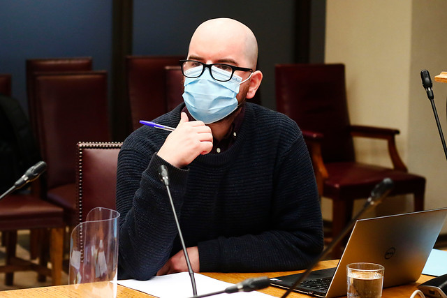 Comisión de Ética sancionó a Giorgio Jackson tras polémica por donación de dieta parlamentaria