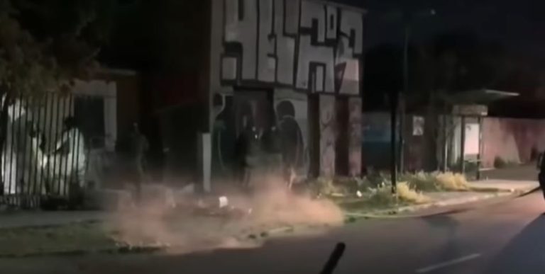 Detienen a banda que asaltaba a decenas de trabajadores: Abordaban a transeúntes a primera hora