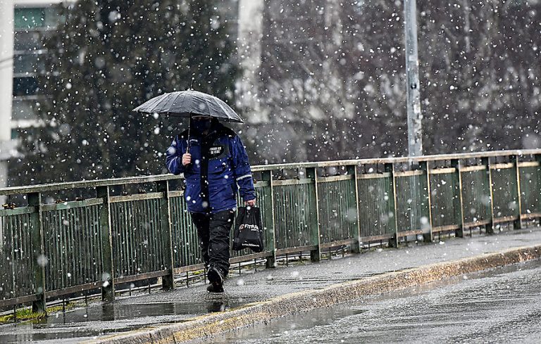 ¡Nevadas en primavera! Meteorología emite aviso para tres regiones de Chile