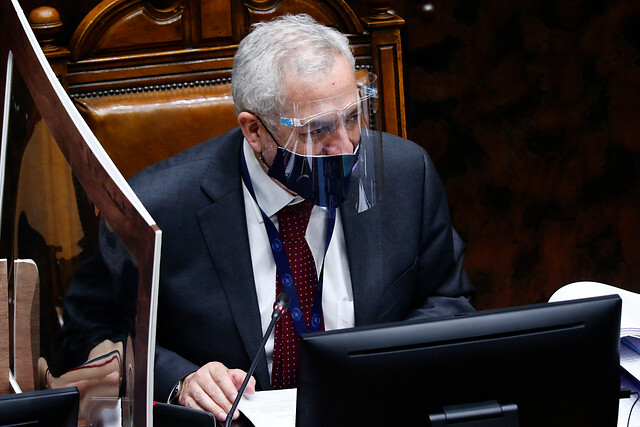 TC acogió a trámite requerimiento de Raúl Guzmán, pero rechazaron su petición de suspensión