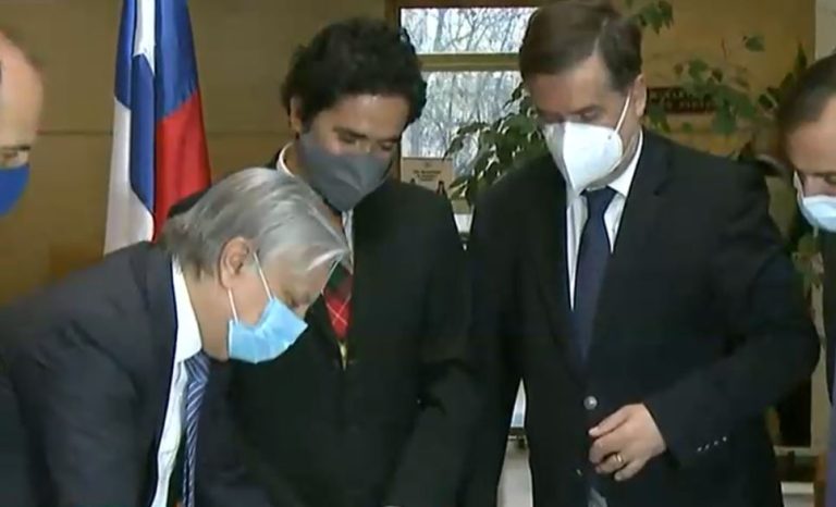 Briones ingresó presupuesto 2021 al Congreso y comenzará su discusión