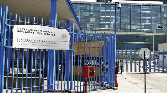 Así es la pieza de Hernán Calderón Argandoña Calderón en el penal Santiago 1