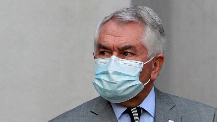 Ministro Paris prohibe visitas en Fiestas Patrias: Solo pueden reunirse 5 personas como máximo