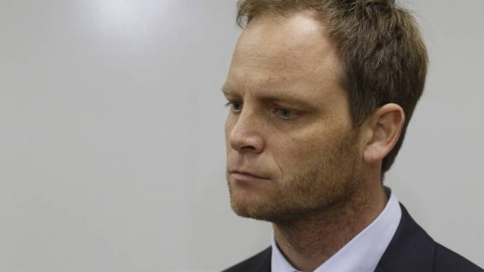 Minsal corrige dichos de Ministro Enrique Paris: Se podrán recibir 5 personas adicionales al hogar en Fiestas Patrias