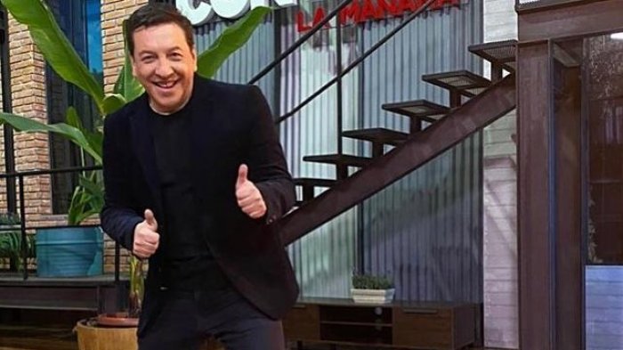 Hija de Julio César confundió a los seguidores del animador con impactante parecido a su padre tras compartir una foto junto a él