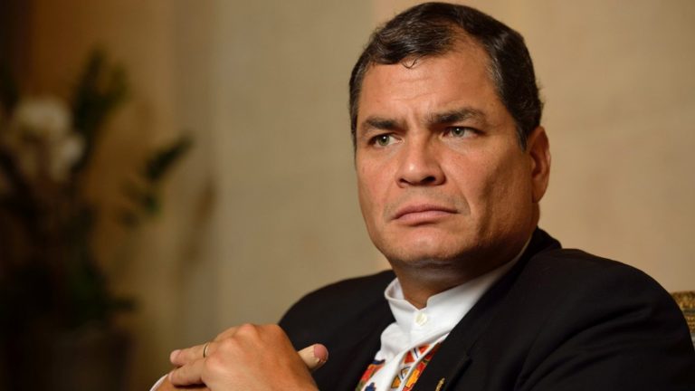 Emiten orden de captura contra el ex presidente de Ecuador, Rafael Correa