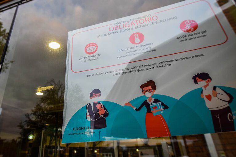 Mineduc presentó plan para la reapertura de los colegios: El regreso será gradual y voluntario