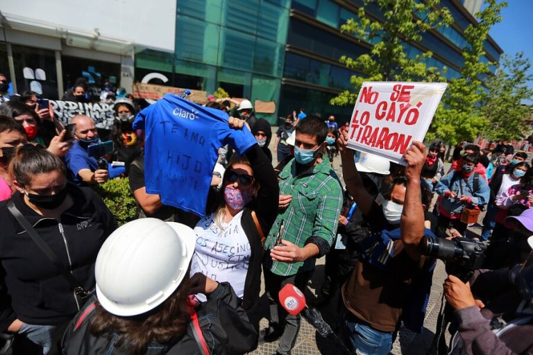Madre de joven que cayó al río Mapocho negó contacto con el gobierno: 
